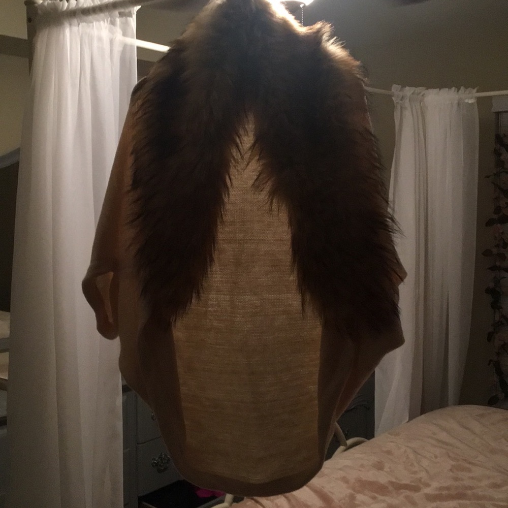 Fur vest